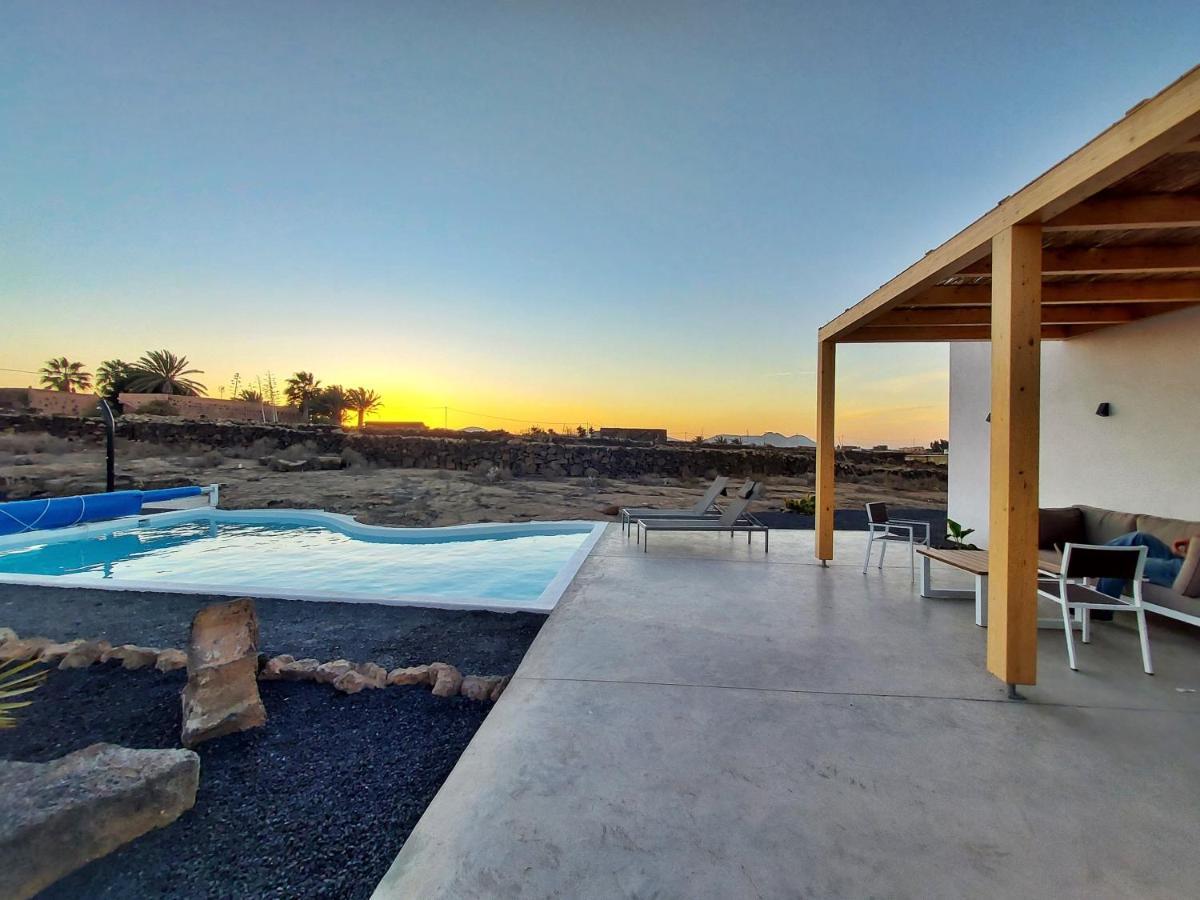 Villa Tabaiba En Lajares Con Piscina Exterior photo