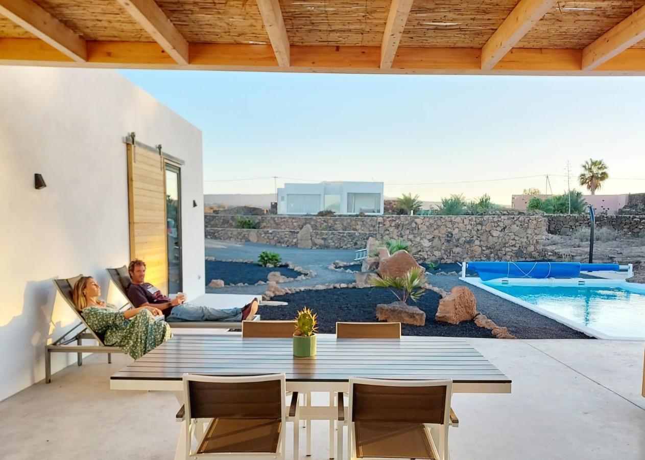 Villa Tabaiba En Lajares Con Piscina Exterior photo